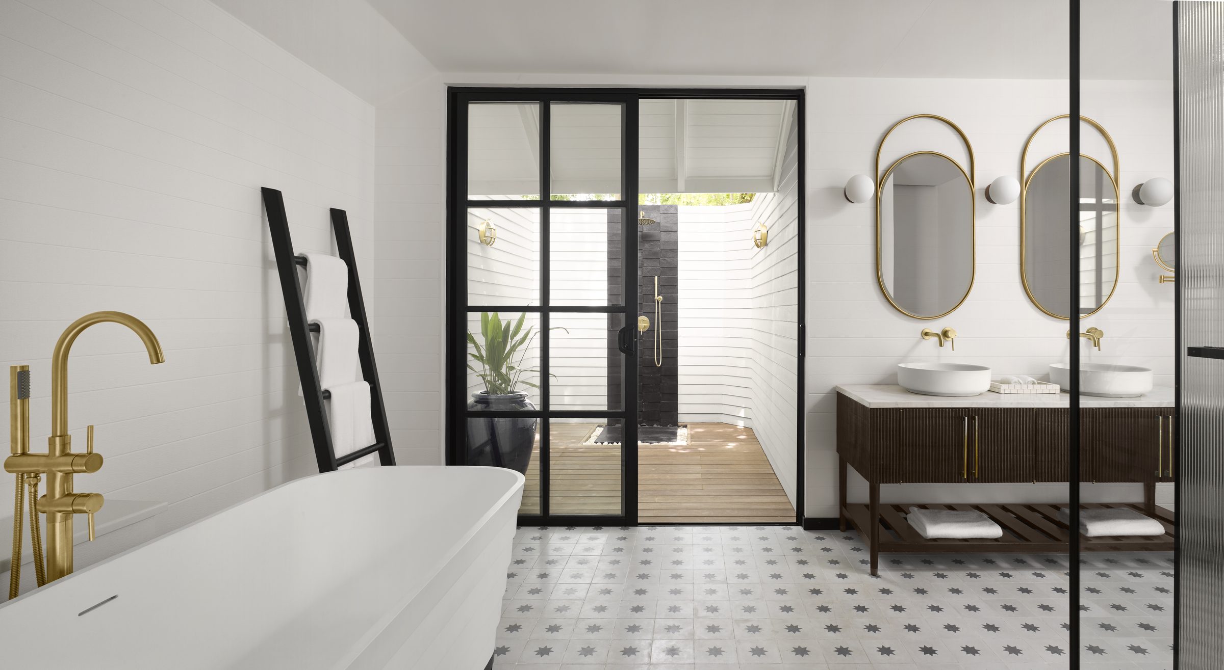 Deluxe Beach Pool Villa